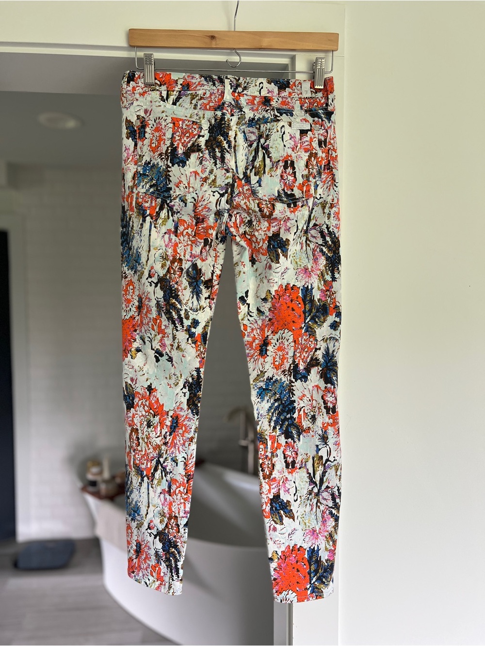 7 For All Mankind floral haze print skinny ankle jeans